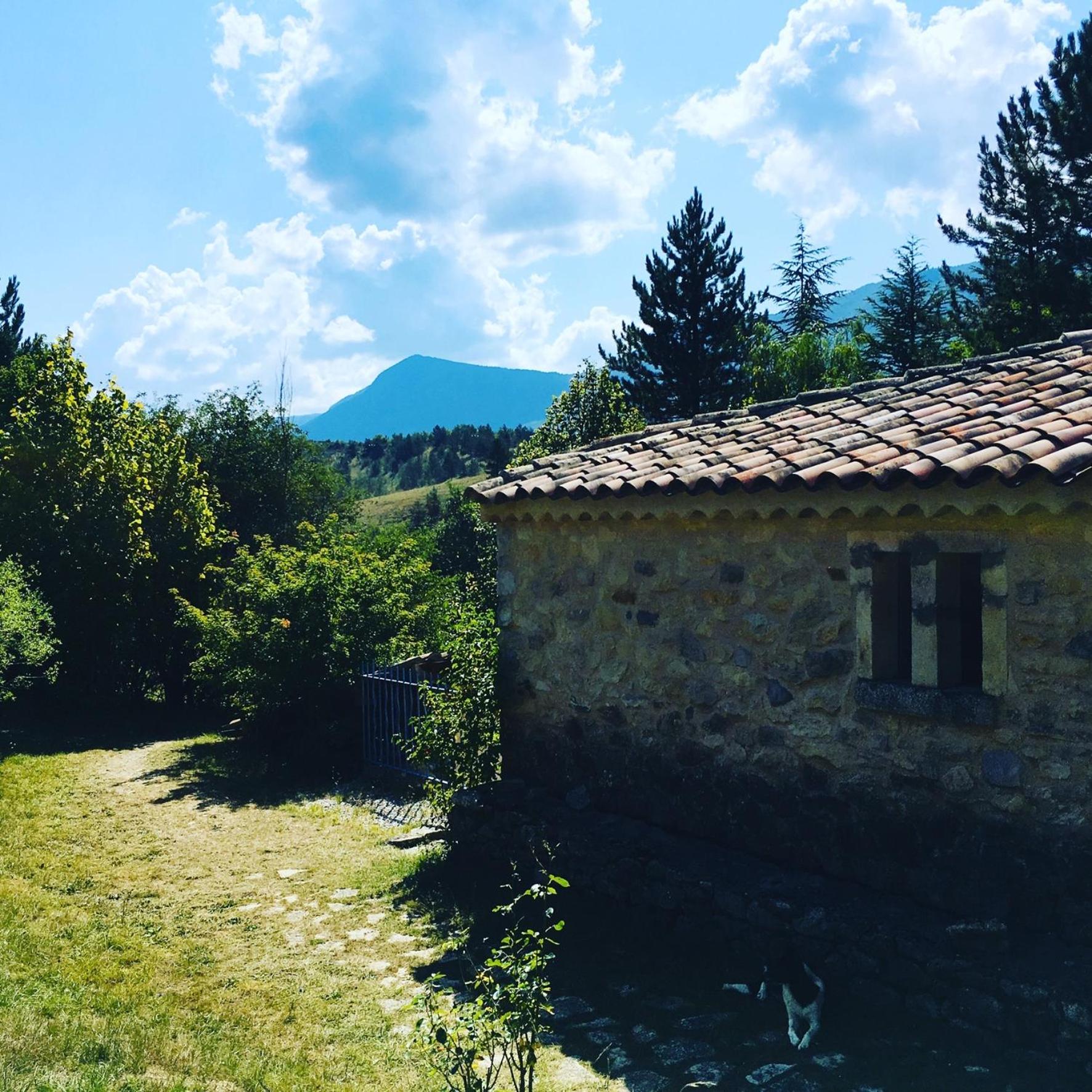 Le Moulin De La Viorne, Gite Avec Piscine Au Coeur De La Nature En Haute-Provence Les Omergues Bagian luar foto